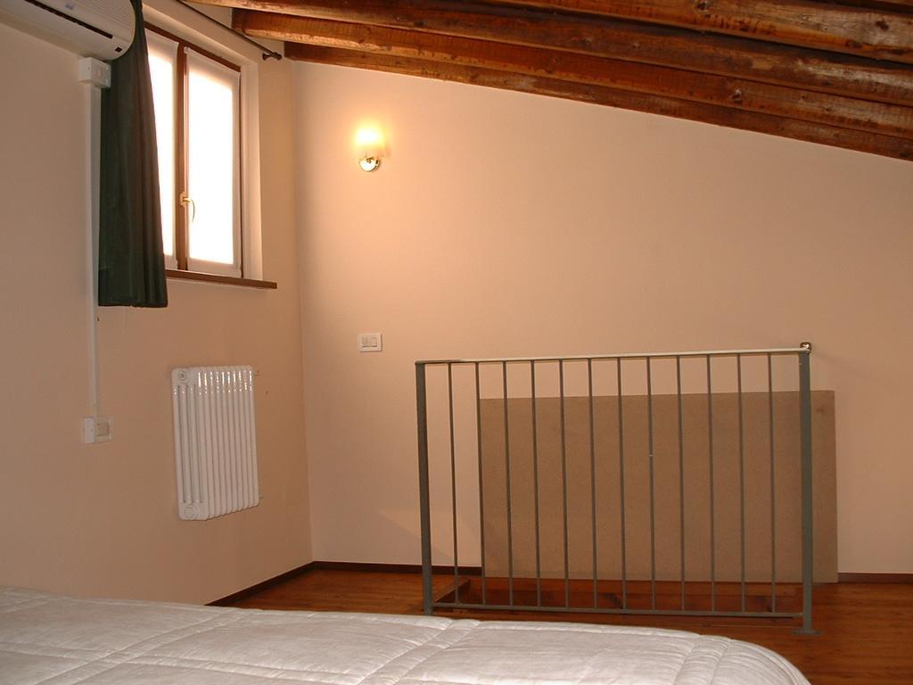 Agriturismo Lupo Bianco Monzambano Kültér fotó