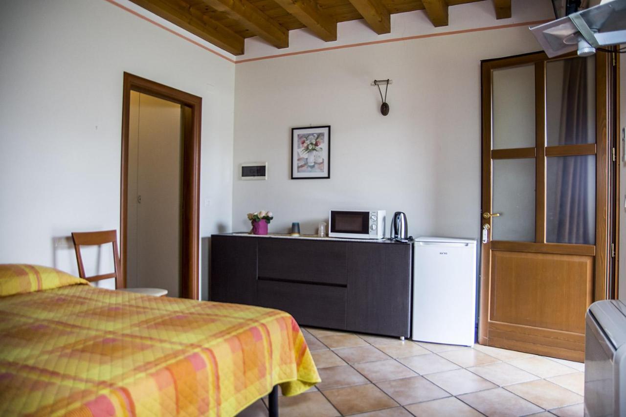 Agriturismo Lupo Bianco Monzambano Kültér fotó