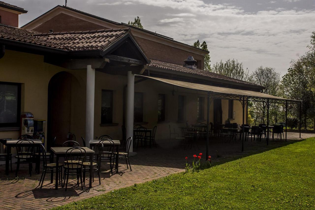 Agriturismo Lupo Bianco Monzambano Kültér fotó